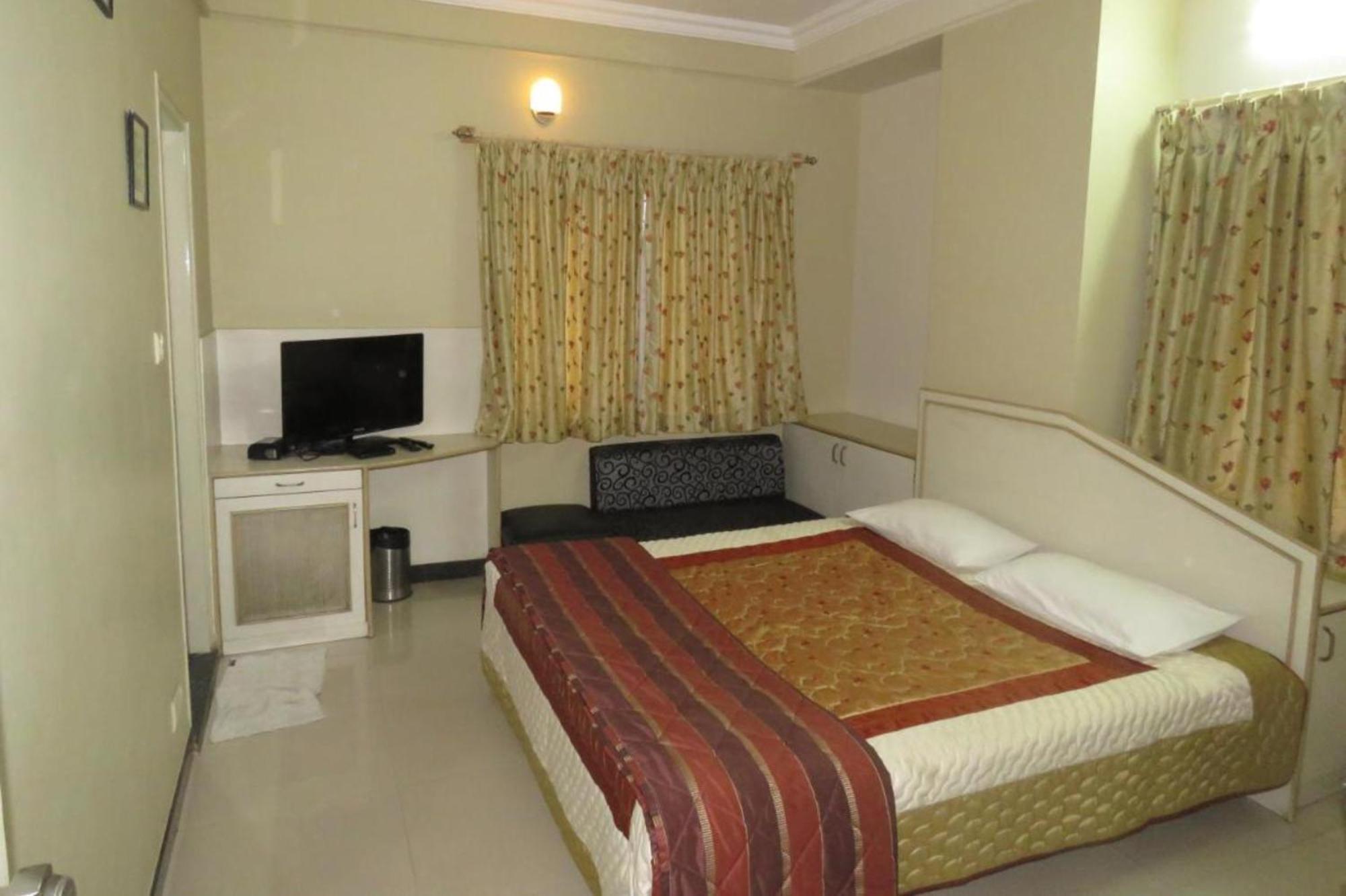 The Corporate Comforts Bangalore Esterno foto